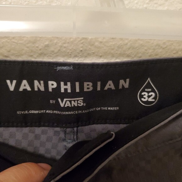 Vans Gray Hybrid Shorts - Picture 9 of 16